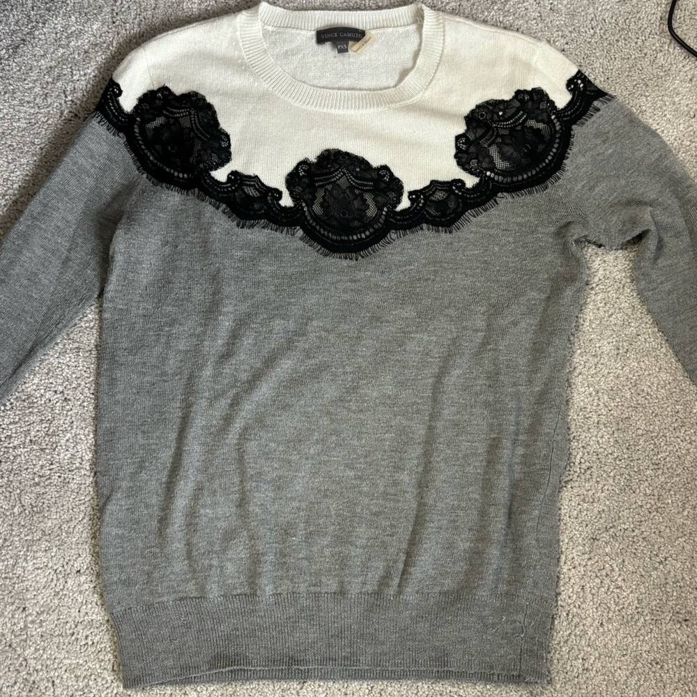 Vince Camuto Sweater